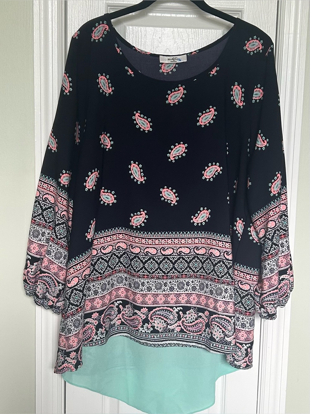 Women’s  Black Paisley Print Blouse with Mint Hem X LG